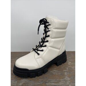 Marc Fisher Amita Lace Up Lug Boots Women 8.5 White Chunky Hiker Combat NWOB